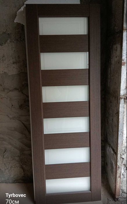 Двері міжкімнатні дерев'яні нові