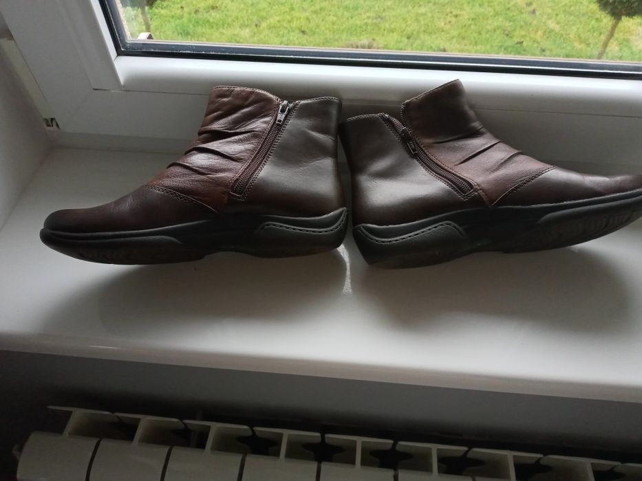 Buty botki Clarks rozm 38.5