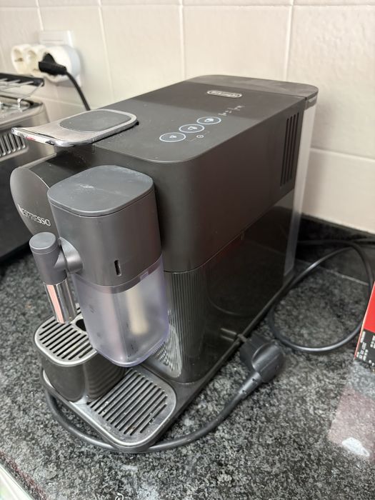 Maquina delonghi Nespresso