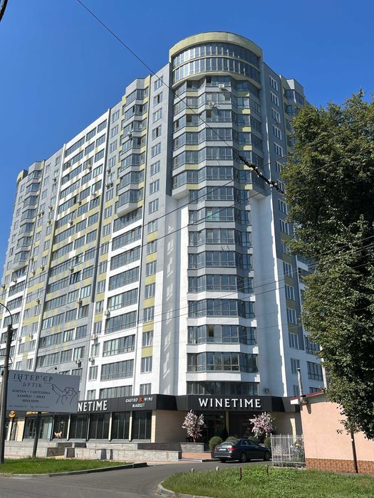 Продам підвальне приміщення/кладовку 19м2, по вул. Грушевського 110