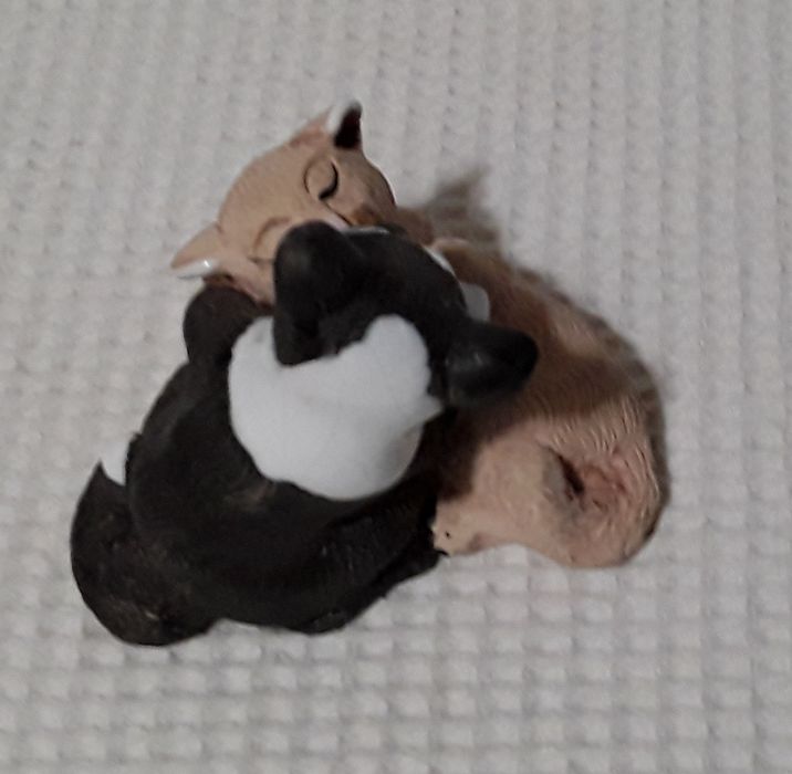 Bibelô casal de gatos em cerâmica