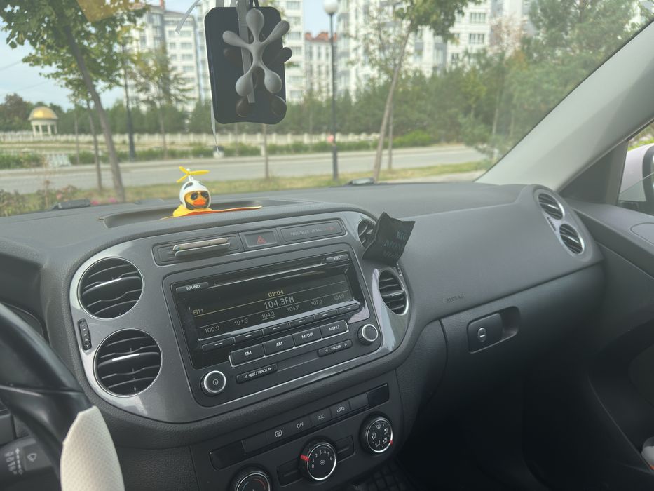 Продаю Volkswagen Tiguan