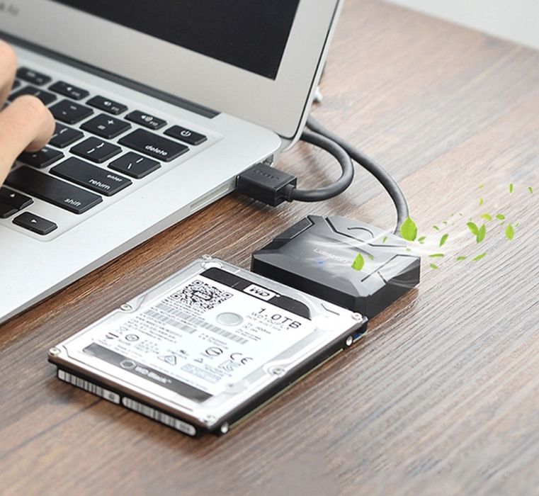 Перехідник UGREEN CR108 USB 3.0 to SATA III (F) + DC Adapter Black (20