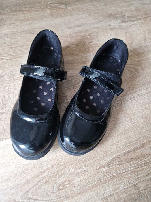 Buty lakierki Next EU37