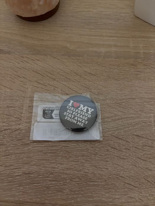 Broszka przypinka na agrafke I love my girlfriend