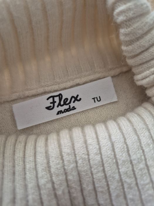 Sweter półgolf kremowy L