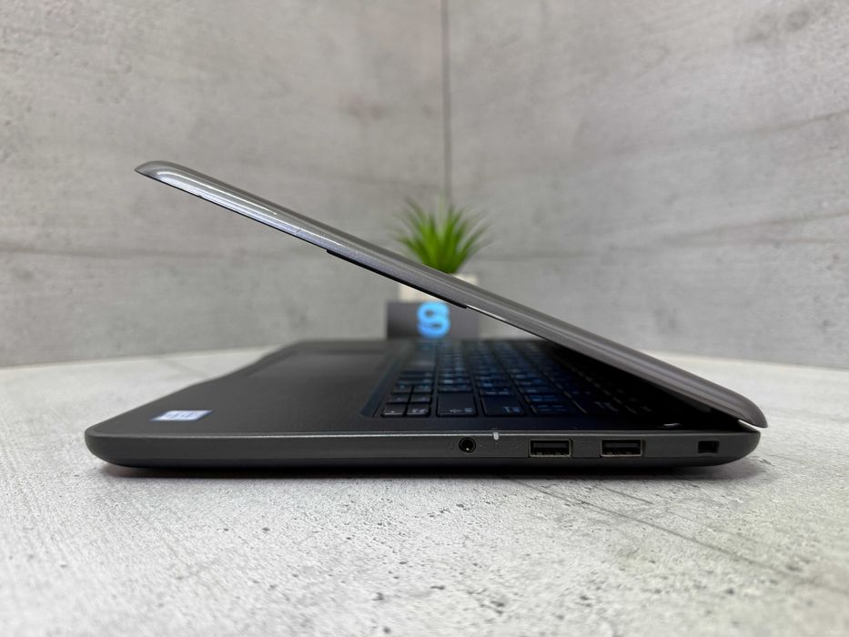 Бюджетний ноутбук Dell 3380/i3-6006u/13.3" HD/8gb ddr4