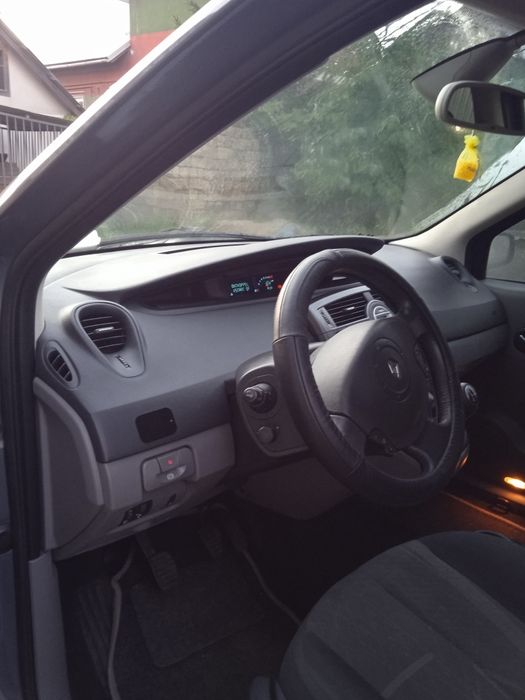 Продам Рено сценік.