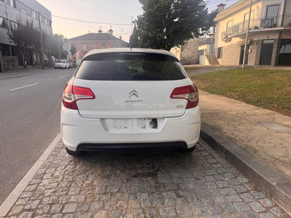 Citroën C4 — fotografia 2