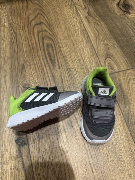 Кросівки Adidas Tensaur Run