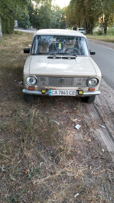 Автомобіль ВАЗ 21013