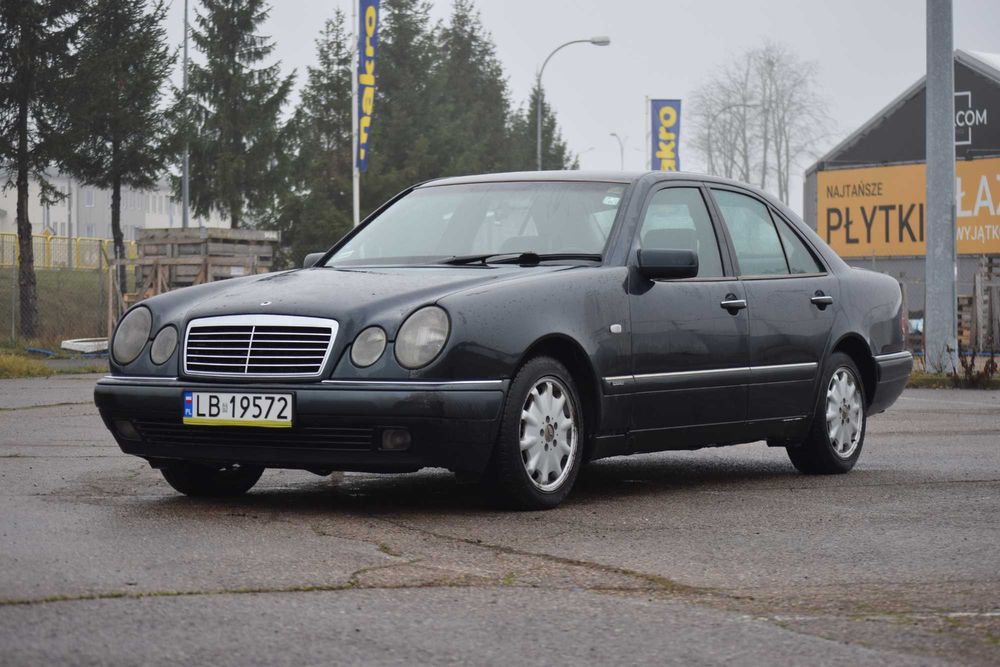 Mercedes Klasa E W210 ELEGANCE Sedan 3.0 TD 177KM -AUTOMAT - BT na Rok
