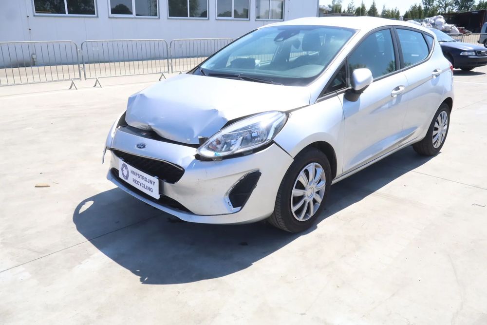 Ford Fiesta Salon Polska. Uszkodzony