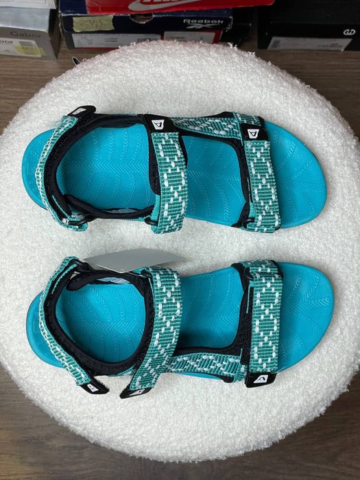 Жіночі босоніжки Alpine pro, розмір 36.