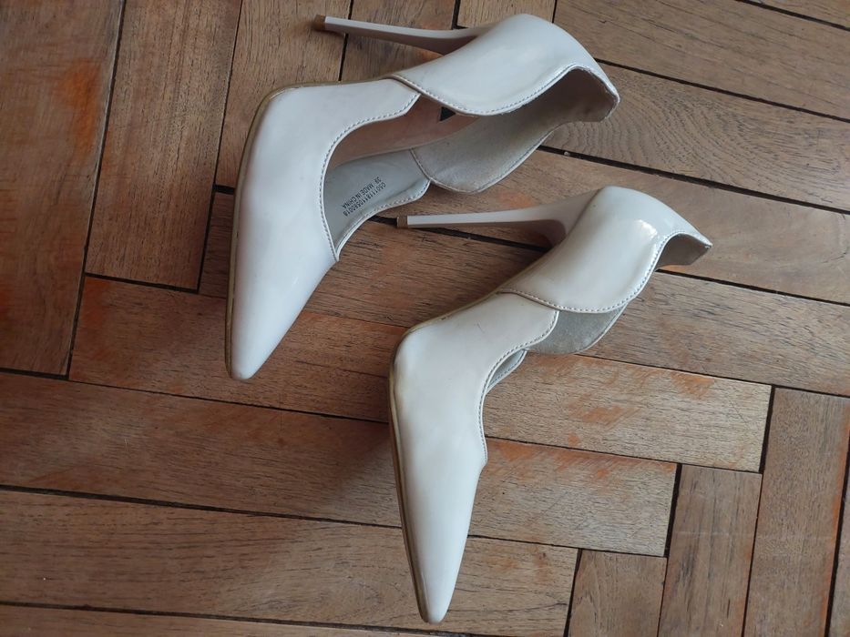 Туфлі на підборах Lost ink