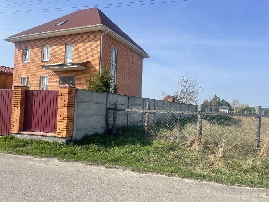 Продам гарну ділянку під Києвом