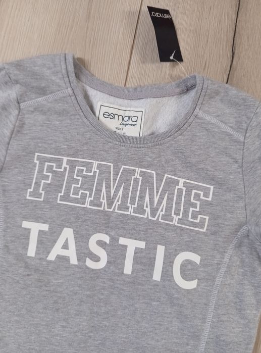 NOWA ciepła dzianinowa sukienka ESMARA 164