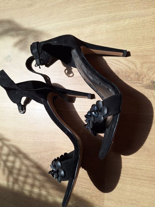 Szpilki eleganckie 40