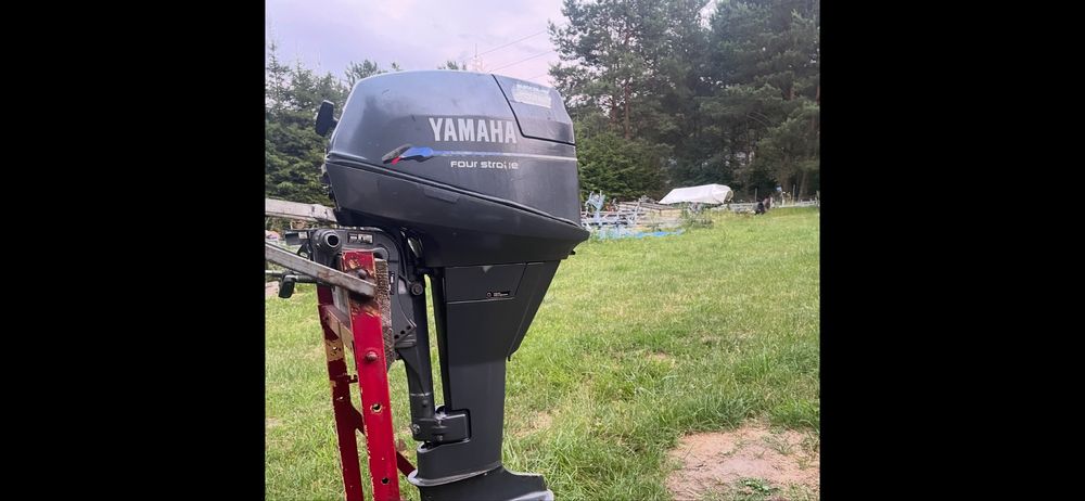 Silnik zaburtowy Yamaha 9.9.