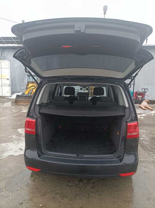 Volkswagen Touran GP2 2.0 TDI Idealny stan 2013r światła LED