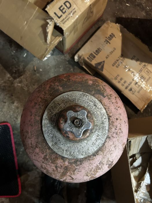 Продам газовий балон 50 літрів.