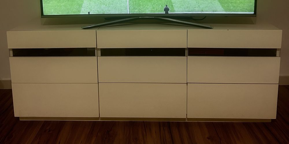 Móvel para televisão