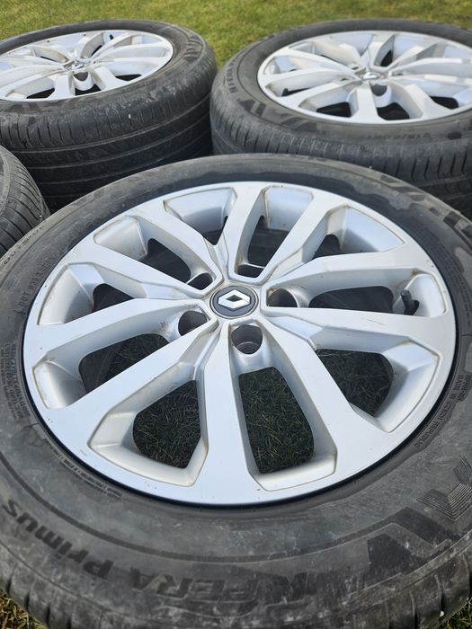 Opony 17 z felgami Renault
