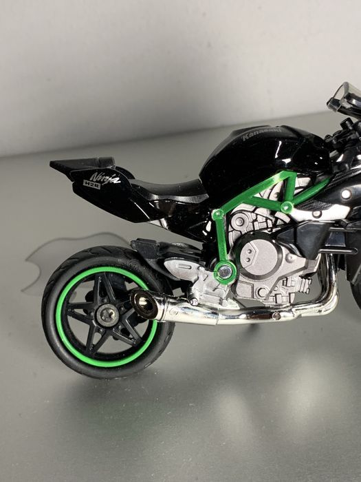 Модель 1/18 мотоцикла kawasaki ninja масштабна модель іграшка