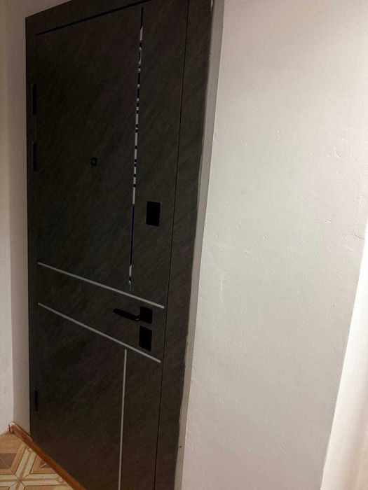 Продам квартиру 80 м2 з євроремонтом в центрі Бородянки