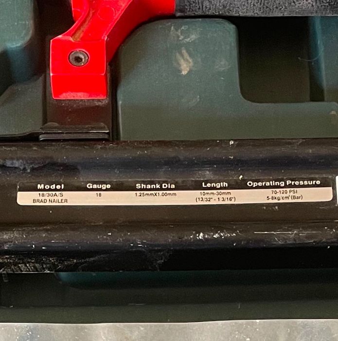 Pistola de pregar BEX 18/30A/S Brad Nailer como nova