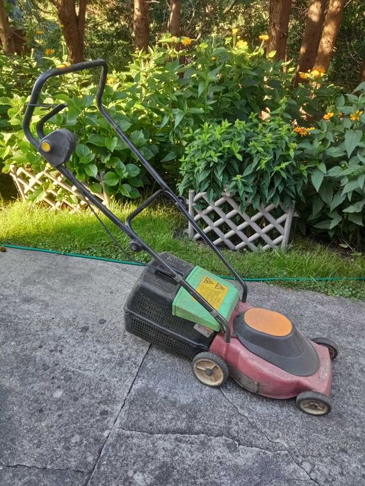 Kosiarka elektryczna Agroma - 1000W 33 cm - sprawna