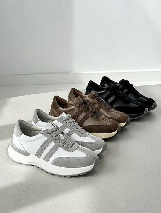 Жіночі шкіряні Кросівки в кольорах