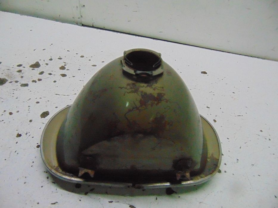Peugeot 204 farol