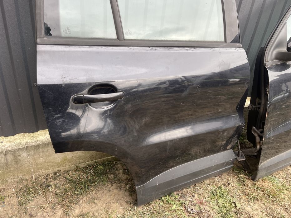 Двері vw tiguan I Тігуан 1 08-16 роки