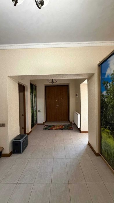 Продаж готового будинку з ремонтом