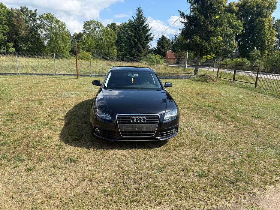 Audi a4 b8 2010r