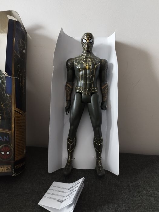 Marvel Hero Spiderman 30 cm Hasbro