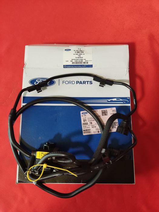 Форд Транзит шланг і кронштейн 2055378