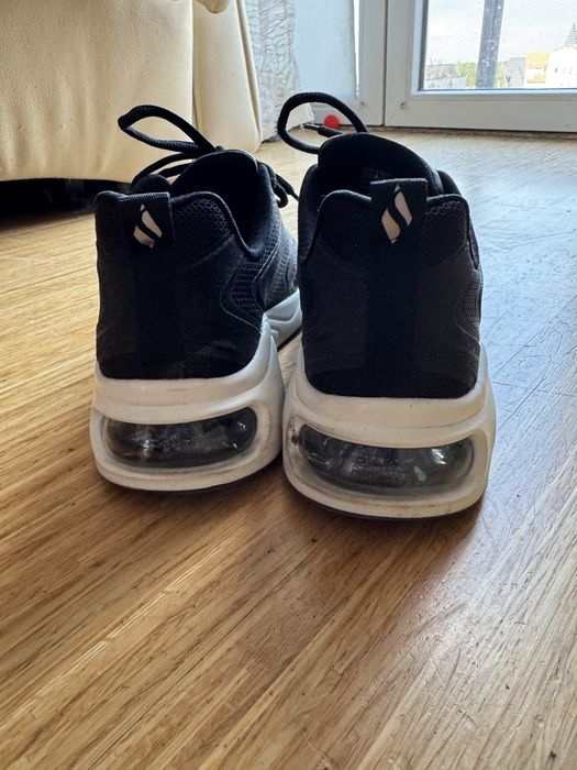 Skechers tres aie uno czarne r 37,5