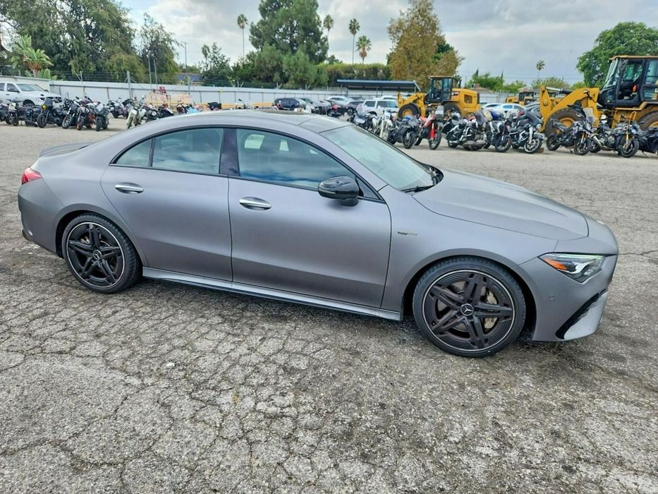 Mercedes-Benz CLA