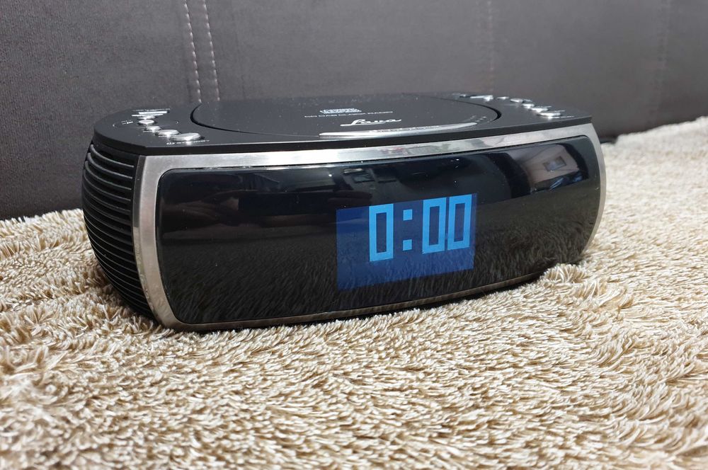 Радіоприймач Lava CD20\ DAB\ Clock \Radio з CD-плеєром \З Англії