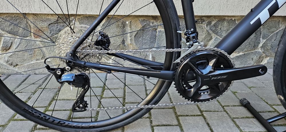 Шосейний велосипед Trek Domane AL 5 Gen 4
