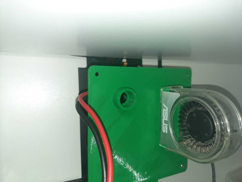 Impressora 3d Ender 3 com algumas modificações