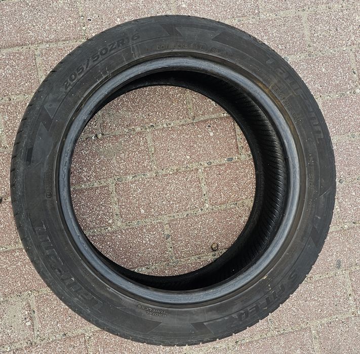 Opony letnie Laufenn 205/50 R16