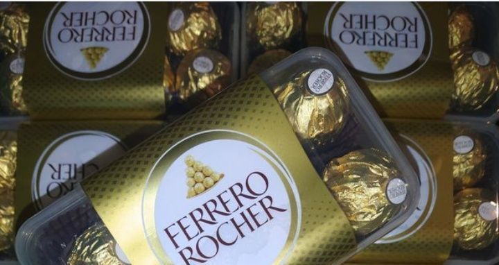 Ferrero Rocher kulki czekoladowe 200g *8 opakowań po 16 sztuk