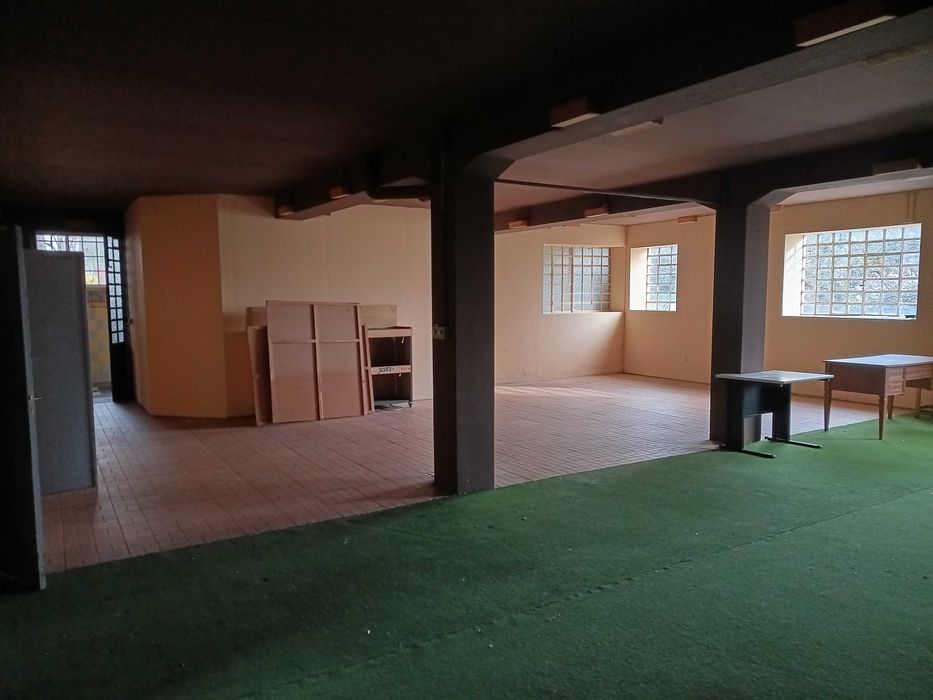 Armazém, atelier ou estúdio criativo com 200 m² em S. João da Madeira