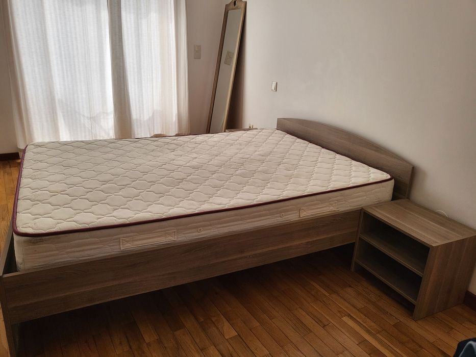 Cama de casal usado em ótimo estado