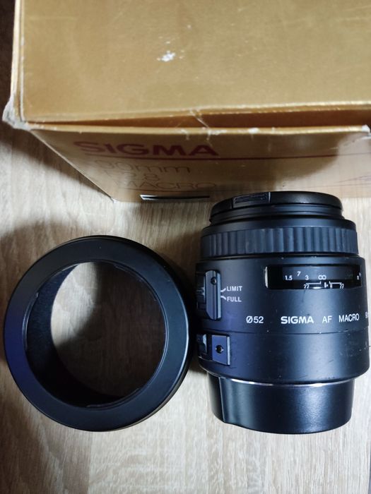 Sigma 90 mm f2.8 для  Canon