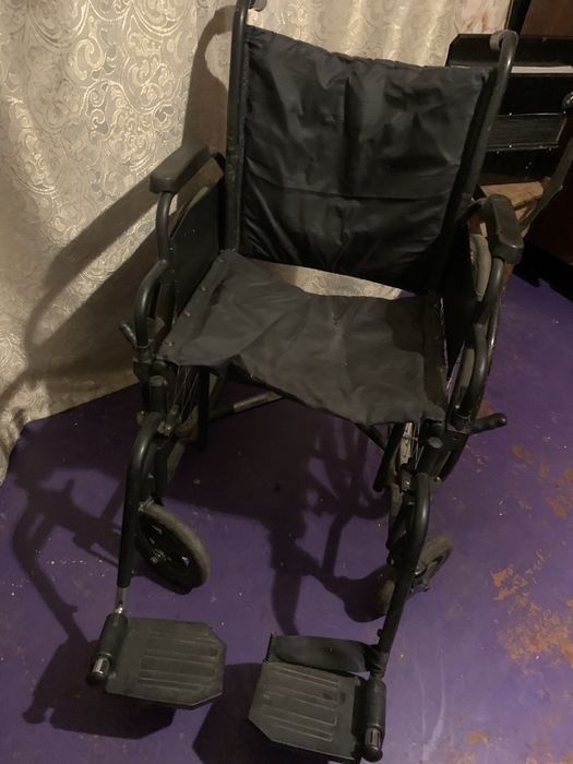 Коляска инвалидная