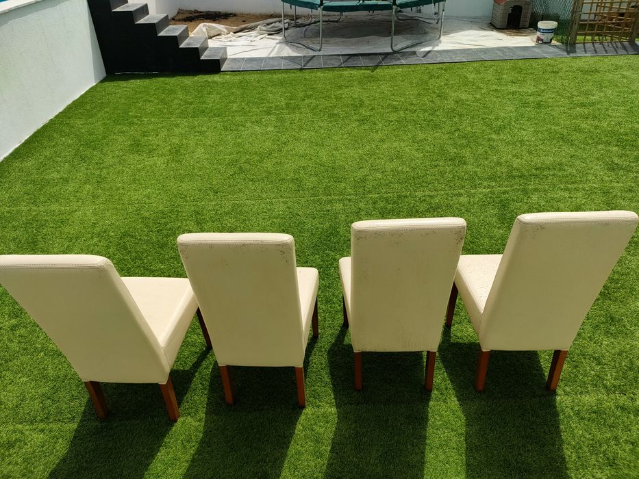 Cadeiras de sala de jantar